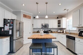 300 Kilt Dr, Unit A in Chester, VA - Building Photo - Building Photo