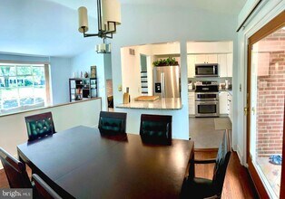 9808 Forest Grove Dr in Silver Spring, MD - Building Photo - Building Photo