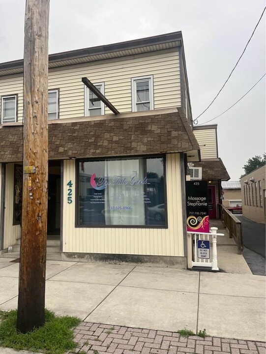 427 Bridge St in New Cumberland, PA - Building Photo