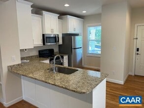 253 Huntley Ave in Charlottesville, VA - Building Photo - Building Photo