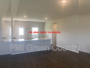 1103 W Abilene Rd in Claremore, OK - Building Photo - Building Photo