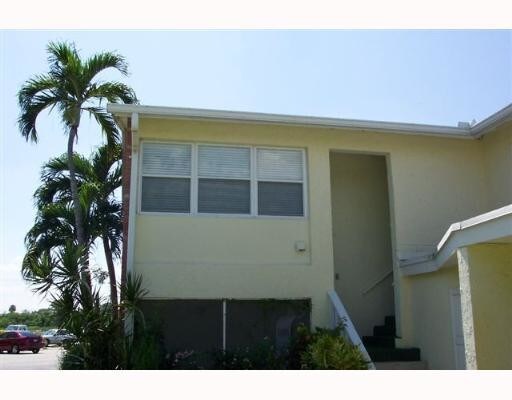 12104 FL A1AAlt-Unit -G2 in Palm Beach Gardens, FL - Building Photo
