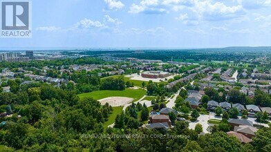 2169 Orchard Rd in Burlington, ON - Building Photo - Building Photo