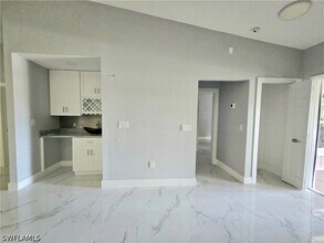 17760 Park Village Blvd in Ft. Myers, FL - Building Photo - Building Photo