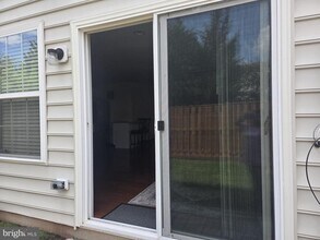 10201 Fountain Cir in Manassas, VA - Building Photo - Building Photo