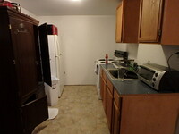 513 4th St, Unit B in California, PA - Building Photo - Building Photo