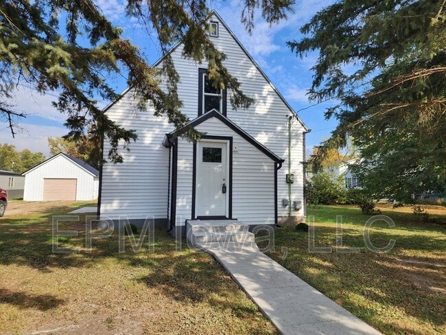 property at 708 3rd St NW