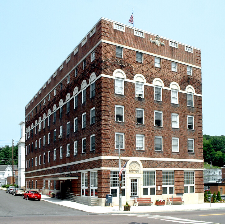 Ashland High Rise in Ashland, PA - Building Photo