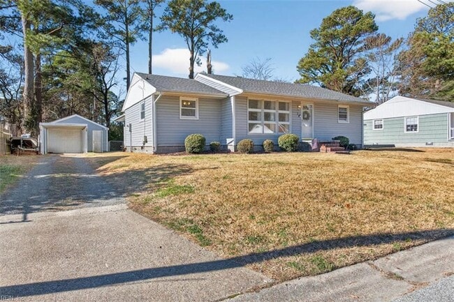 32 Warren Dr in Portsmouth, VA - Building Photo - Building Photo