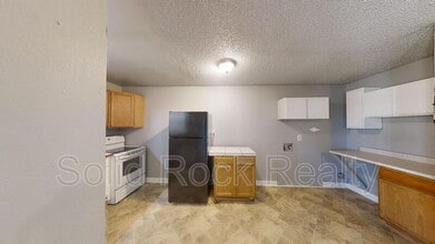 714 E 3rd St in Pueblo, CO - Building Photo - Building Photo