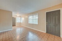 5220 Chapman St photo'