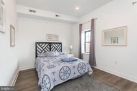 2817 W Girard Ave photo'