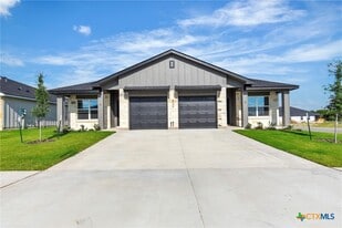 902 Cherry Laurel Ln in Killeen, TX - Building Photo