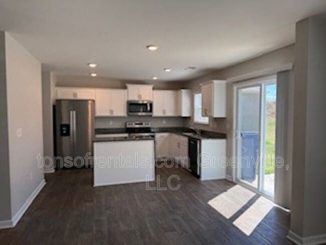 304 Millen Dr in Woodruff, SC - Building Photo - Building Photo