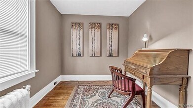 228 Woodward Ave, Unit #1 in Buffalo, NY - Foto de edificio - Building Photo
