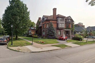 97 Linwood Ave in Buffalo, NY - Foto de edificio - Building Photo