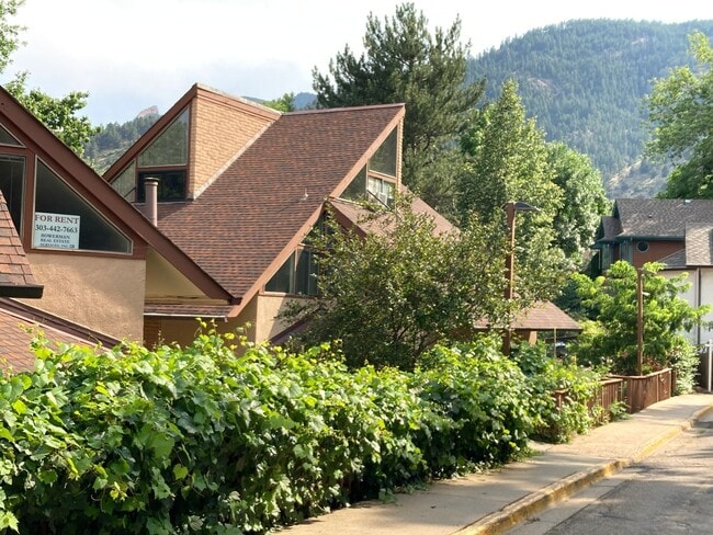 260 Spruce St in Boulder, CO - Building Photo - Building Photo