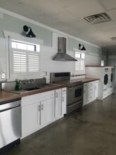 6047 Wayne Memorial Dr in Pikeville, NC - Building Photo - Building Photo