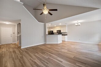 6905 Tesoro Trail in Austin, TX - Building Photo - Building Photo
