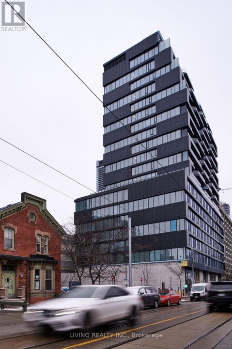 195-1195 McCaul St in Toronto, ON - Building Photo