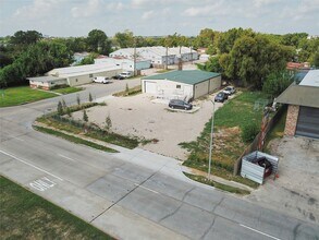 6203 Gessner Rd in Houston, TX - Building Photo - Building Photo