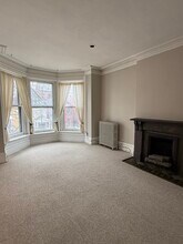 408 Franklin St, Unit 2 in Buffalo, NY - Foto de edificio - Building Photo
