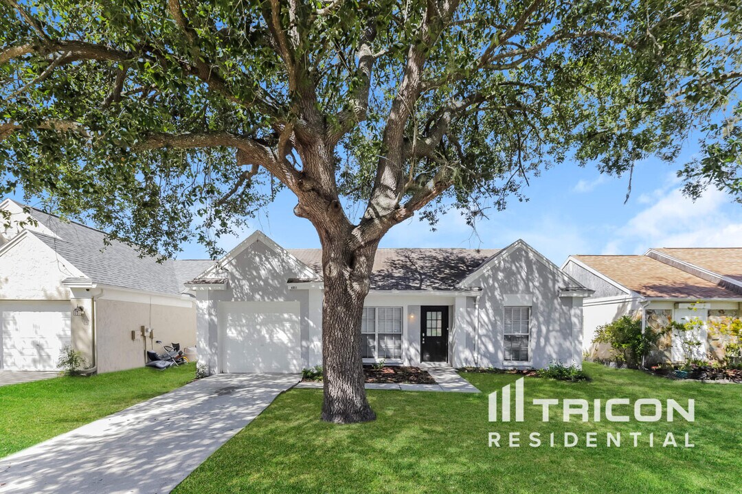 4051 Forecast Dr in Brandon, FL - Building Photo