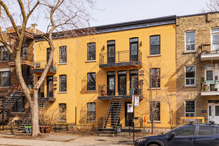 5347-5359 De Lorimier Av in Montréal, QC - Building Photo