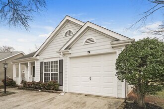 8908 Chesham Dr in Charlotte, NC - Building Photo - Building Photo