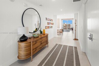 791 Crandon Blvd in Key Biscayne, FL - Building Photo - Building Photo