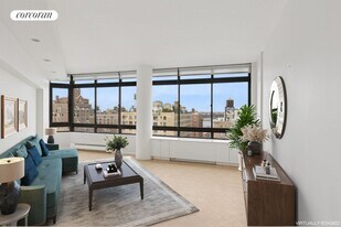 225 W 83rd St in New York, NY - Building Photo
