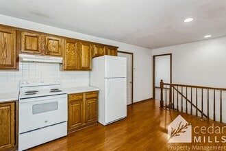 10603 W Douglas Ave in Wichita, KS - Building Photo - Building Photo