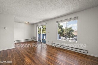 3948 Clear Acre Ln in Reno, NV - Building Photo - Building Photo