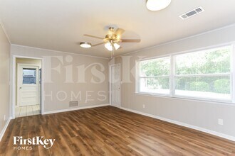 959 Parkridge Cir E in Jacksonville, FL - Building Photo - Building Photo