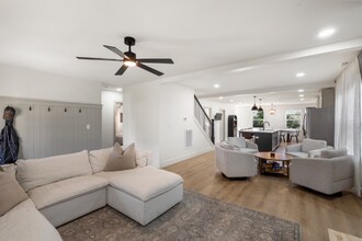 2212 Weyland Ave in Charlotte, NC - Building Photo - Building Photo