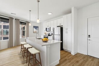 The Approach at Summit Park in Blue Ash, OH - Foto de edificio - Building Photo