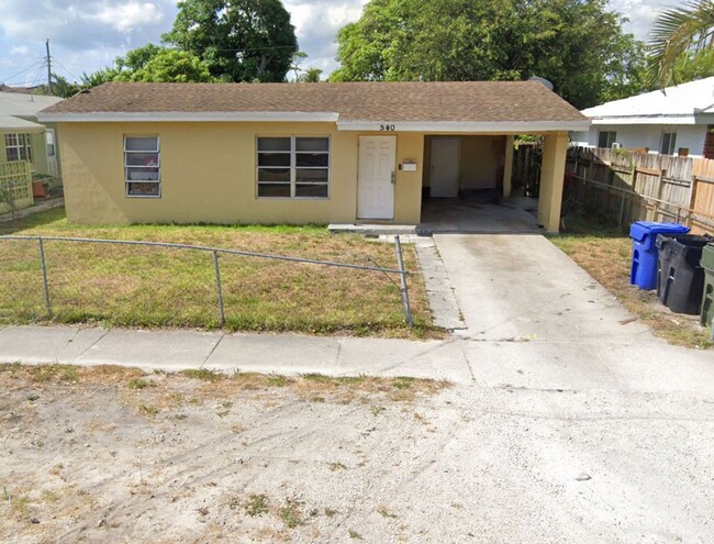 540 NE 14th Pl in Fort Lauderdale, FL - Building Photo - Building Photo