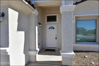 644 Paseo Dulce Ave in Horizon City, TX - Building Photo - Building Photo