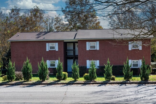 property at 1231 15th Ave NW