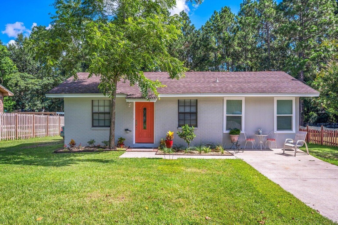 2913 Aplin Rd in Crestview, FL - Building Photo
