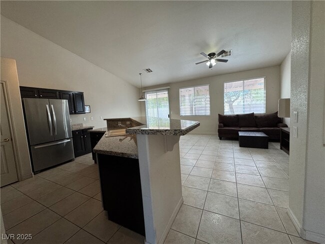 1323 Dream Valley St in Henderson, NV - Building Photo - Building Photo