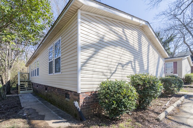 3412 Avalon Ave in Charlotte, NC - Building Photo - Building Photo