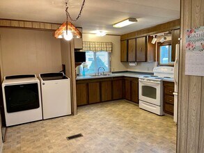 4123 E Walker Ave in Mead, WA - Building Photo - Building Photo