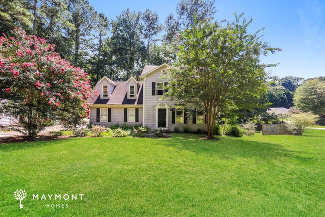 property at 15 Helena Ct
