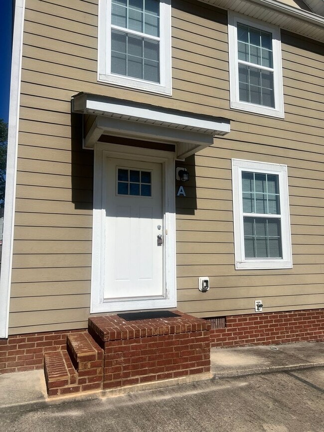 416 Hughes St in Cookeville, TN - Building Photo - Building Photo