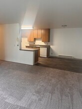 Lakeview Court Apartments in Seattle, WA - Foto de edificio - Building Photo