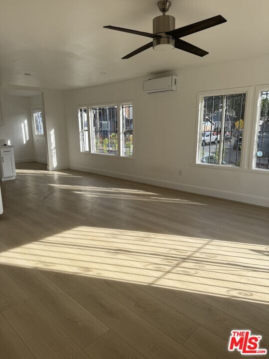 1101 W 40th Pl in Los Angeles, CA - Building Photo