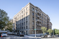 90 Pinehurst Ave in New York, NY - Foto de edificio - Primary Photo