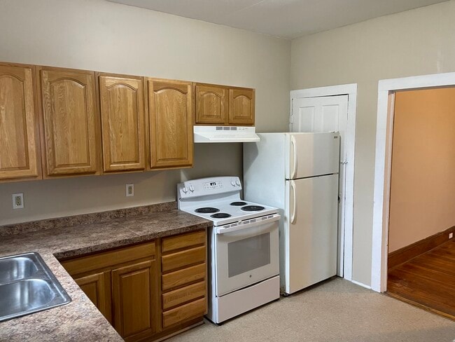 161 W 3rd St, Unit 161