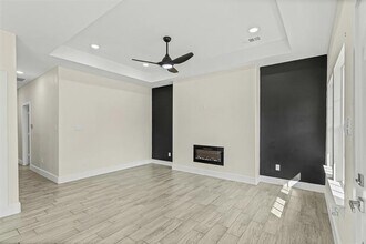 5506 Cold Water Trail in Granbury, TX - Building Photo - Building Photo